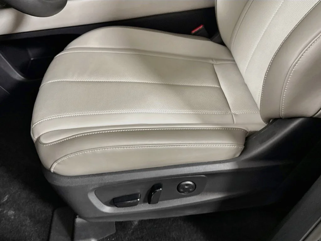 Certified Used 2026 Black INFINITI PURE image 26