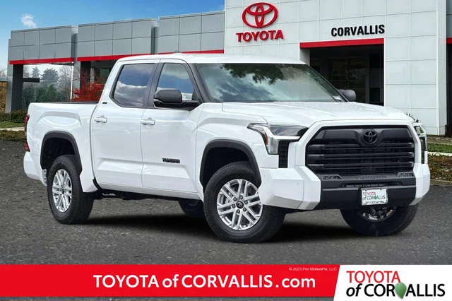 2026 Toyota TUNDRA 4WD SR5