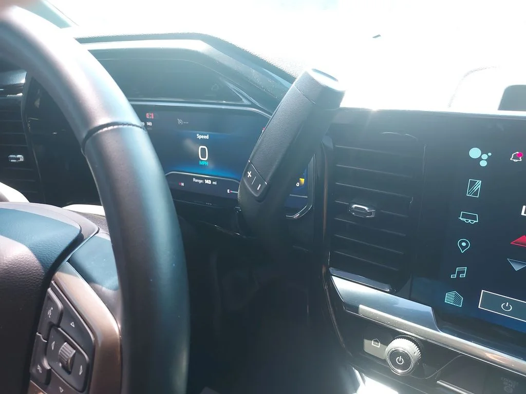 Used 2024 Beige Chevrolet High Country image 25