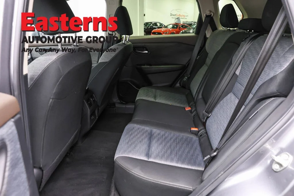 Used 2023 Gray Nissan SV image 21