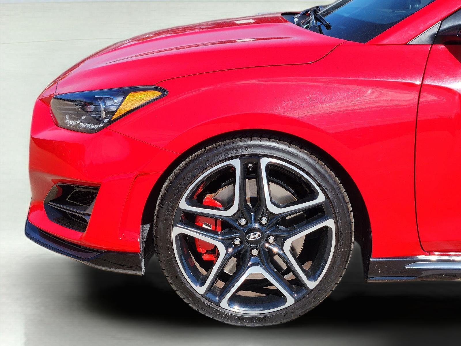 Used 2021 Racing Red Hyundai Base image 8