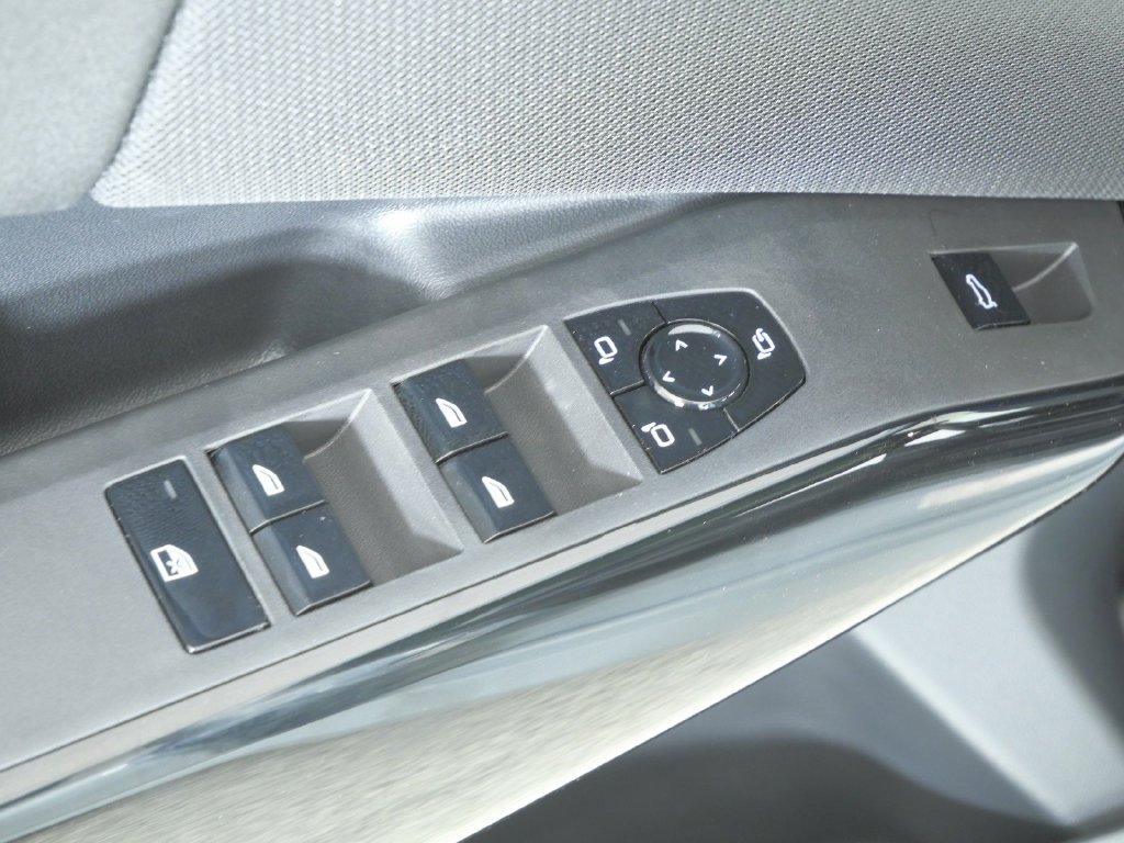 New 2026 Brooklyn Grey Metallic BMW 30 xDrive image 36