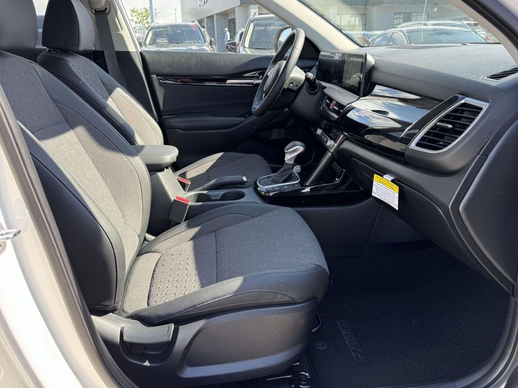 Used 2026 White Kia S image 16