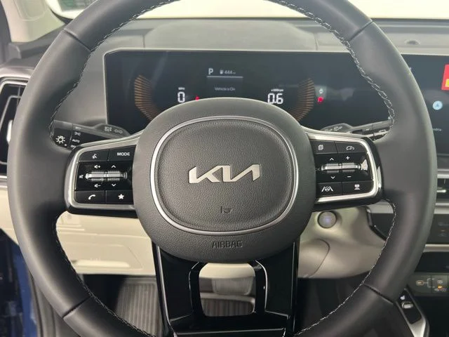 2025 Kia Sorento S - Photo 11