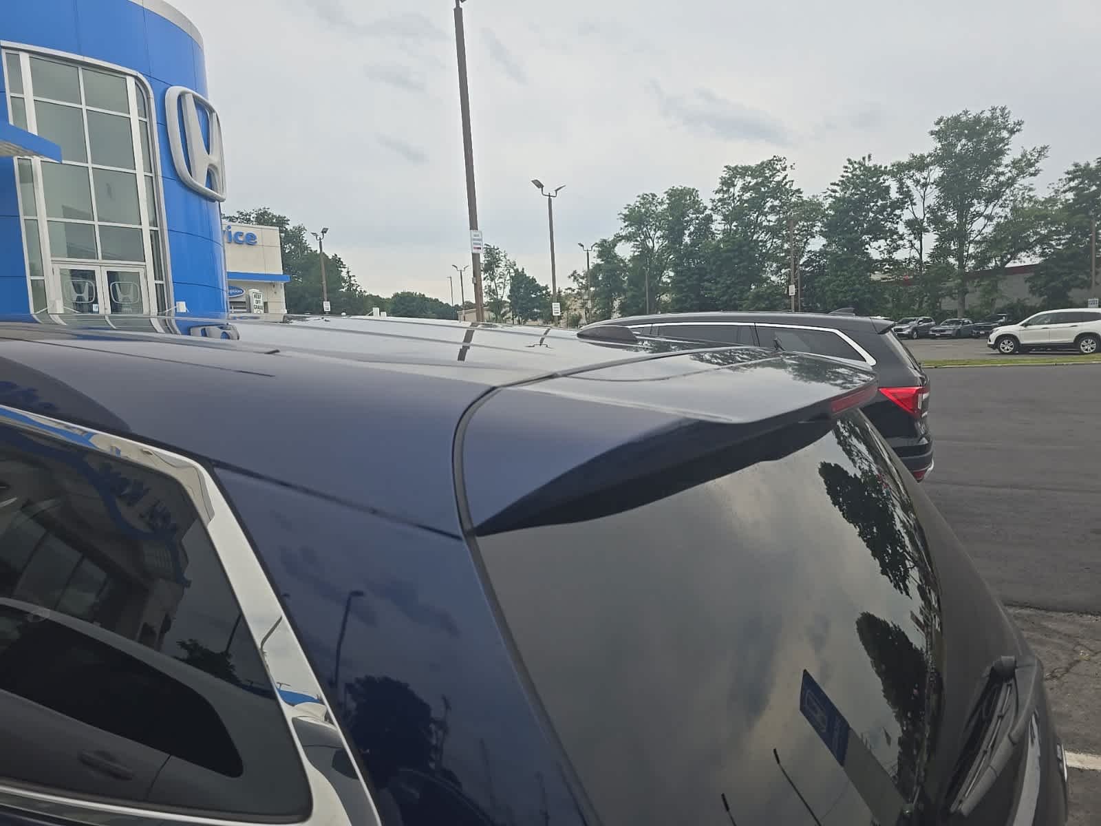 Used 2017 Blue Honda EX-L image 17
