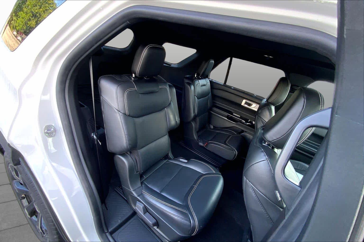 Used 2022 Star White Metallic Tri-Coat Ford ST image 19