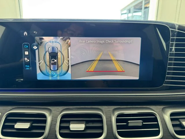 New 2026 Moonlight White Magno Mercedes-Benz GLS 450 image 29