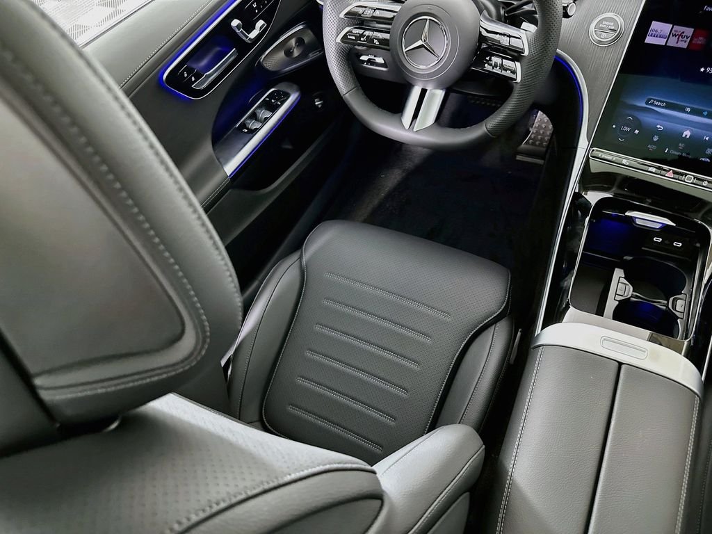 New 2026 MANUFAKTUR Alpine Grey Mercedes-Benz C 300 image 23