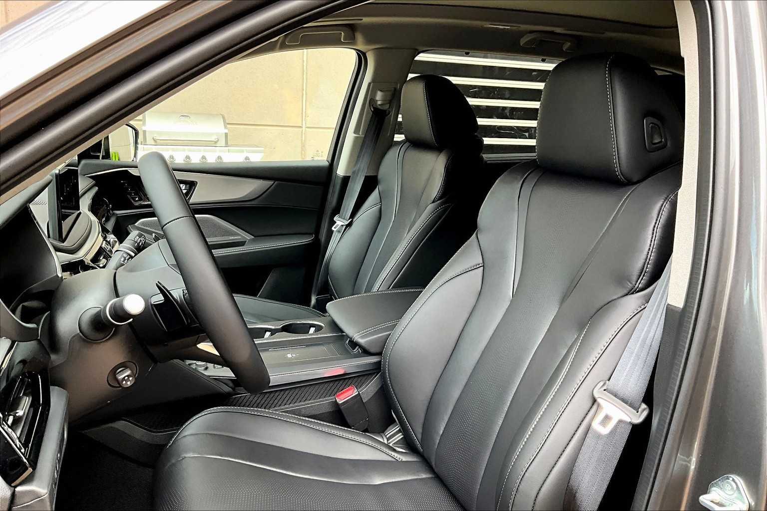 Used 2026 Liquid Carbon Metallic Acura w/Technology Package image 9