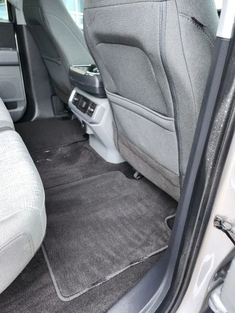 Used 2023 Silver Metallic Ford XLT image 48