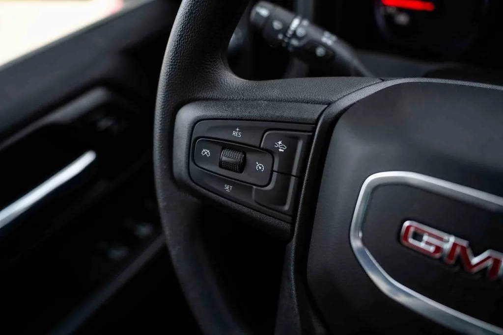 2025 GMC Sierra 2500HD Pro - Photo 17