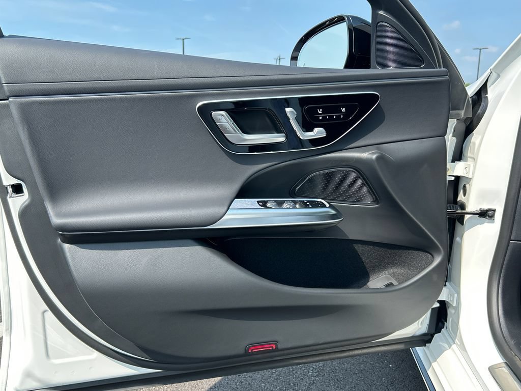 New 2026 Polar White Mercedes-Benz E 350 image 48