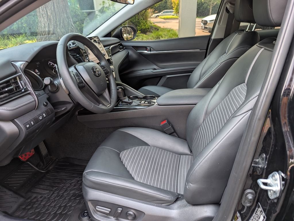 Used 2024 Black Toyota SE Nightshade image 3