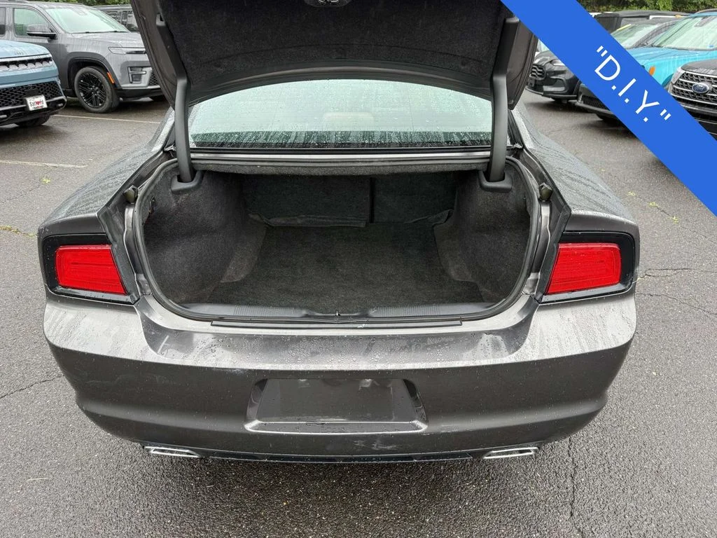 2014 Dodge Charger SE - Photo 31