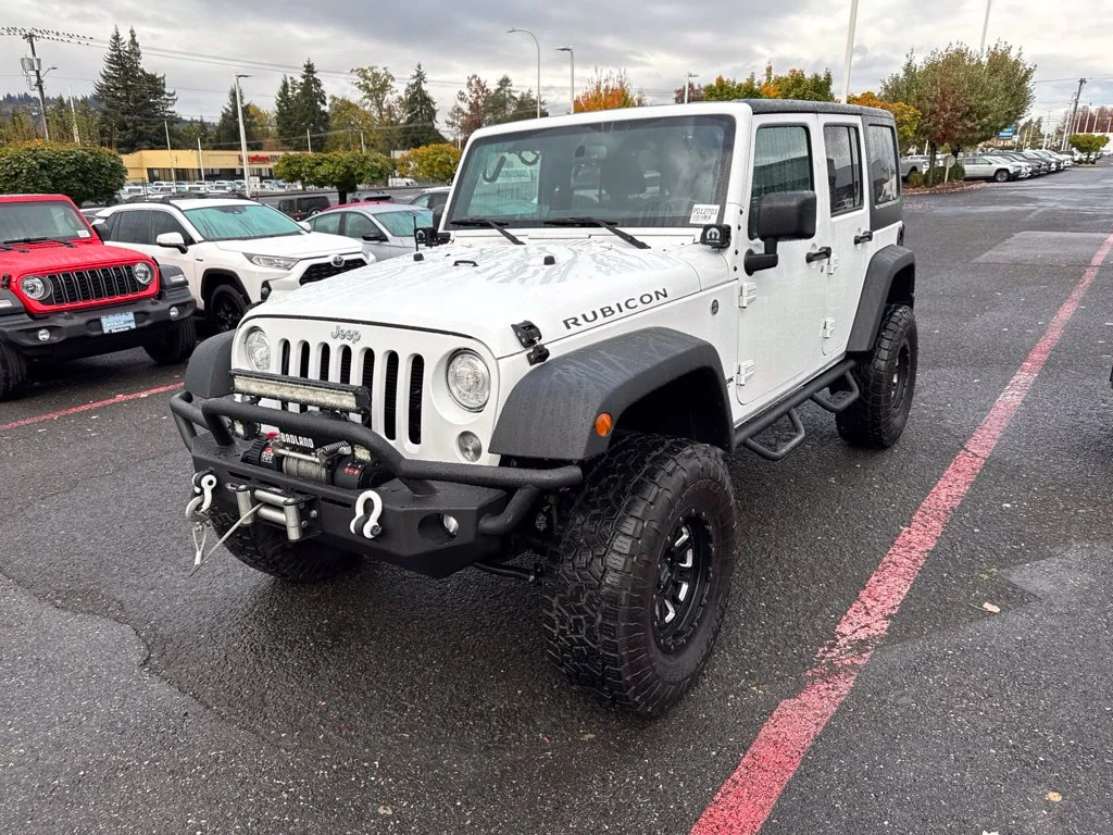 Used 2018 Bright White Clearcoat Jeep Unlimited Rubicon image 3