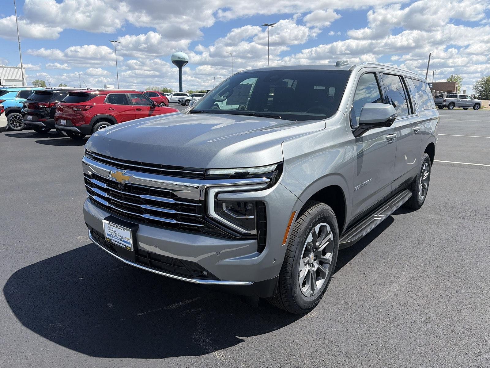 2026 Chevrolet Suburban LT - Photo 12