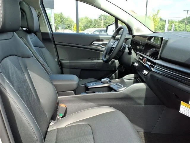 New 2027 Gray Kia EX image 7