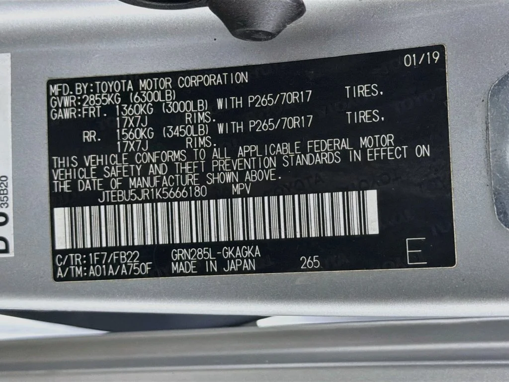 Certified Used 2019 Silver Toyota SR5 image 29