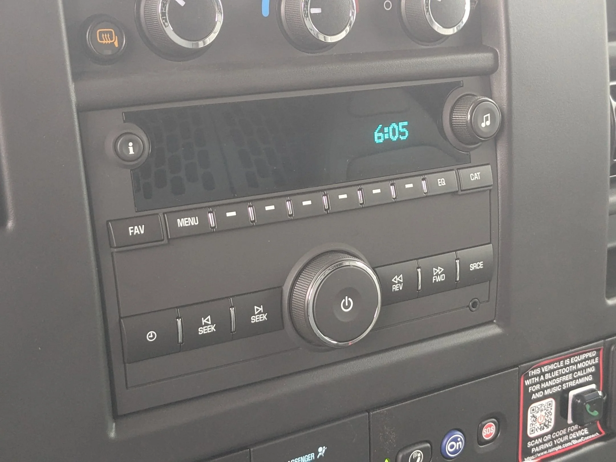 New 2025 Summit White GMC Work Van image 12