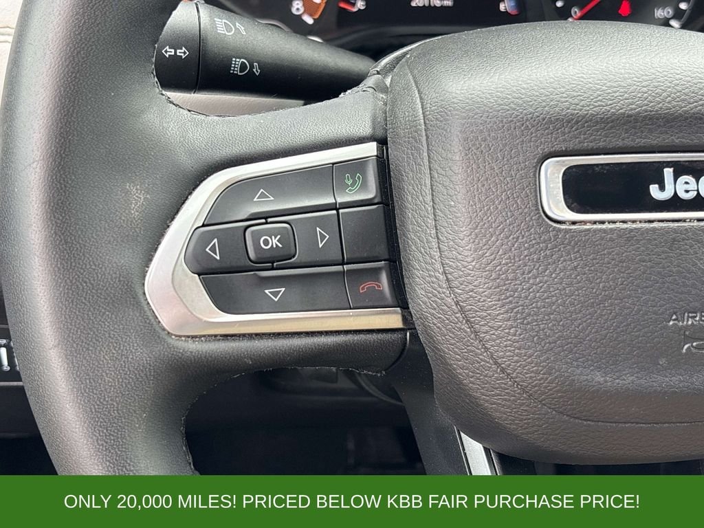 Used 2023 Gray Jeep Limited image 19