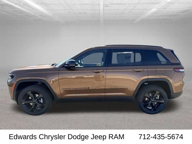 New 2027 Brown Jeep Limited image 4