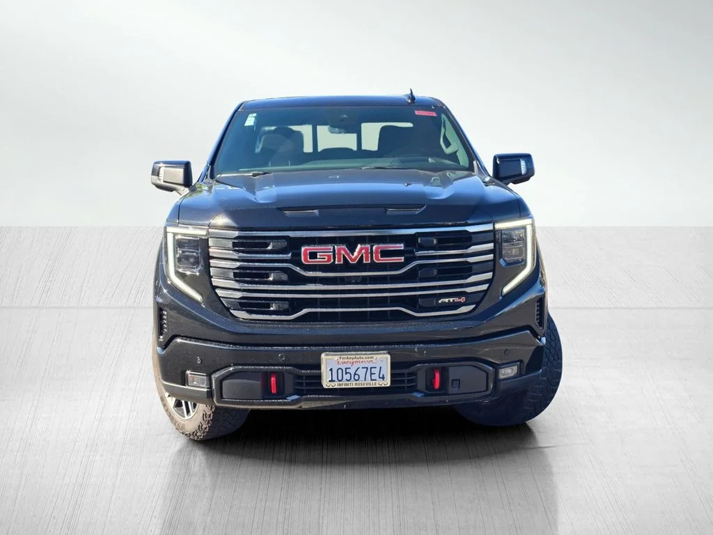 Used 2025 Onyx Black GMC AT4 image 2