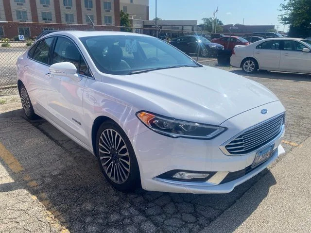 Used 2018 Oxford White Ford Titanium image 3