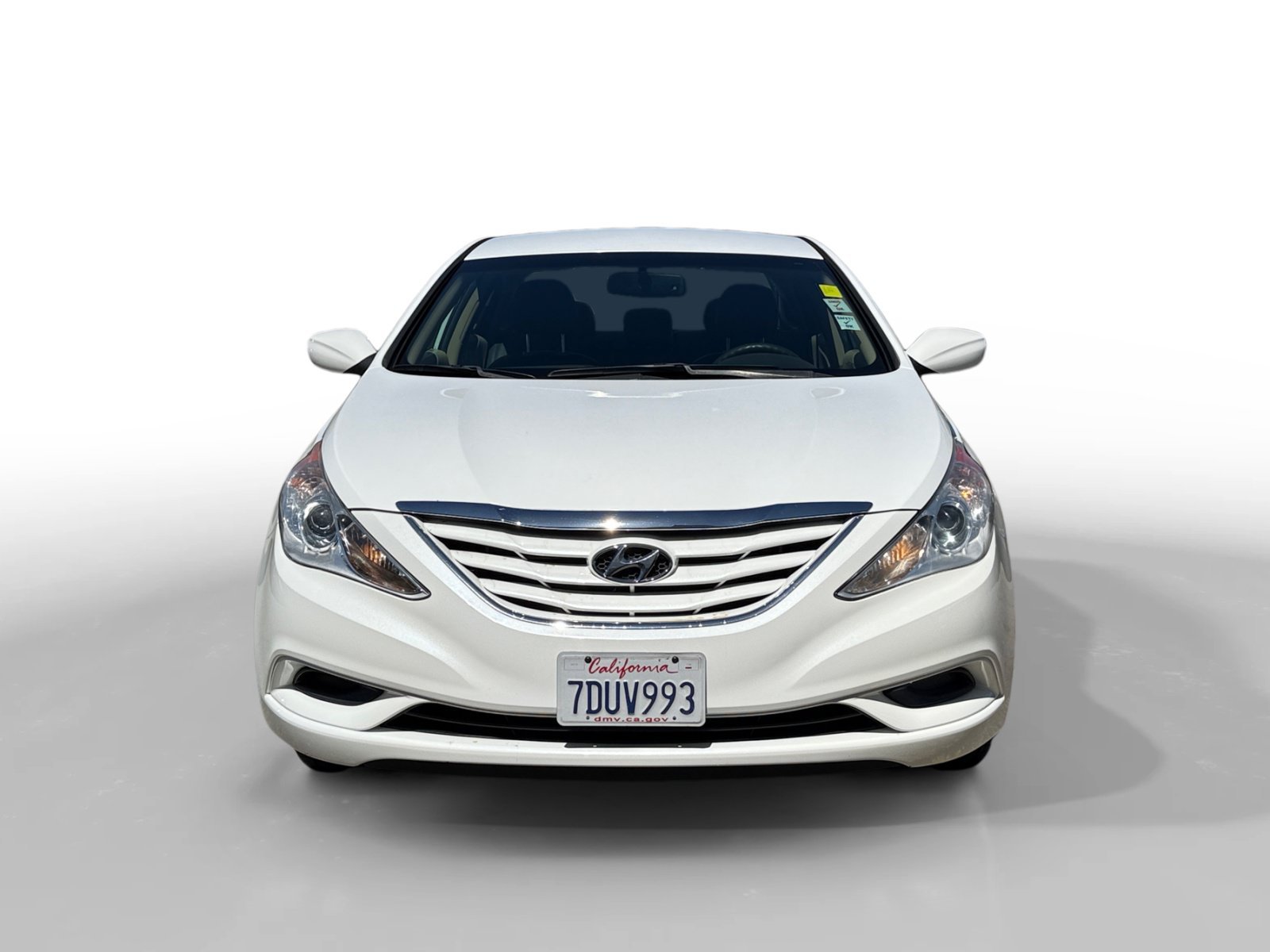 Used 2013 Shimmering White Mica Hyundai GLS image 8
