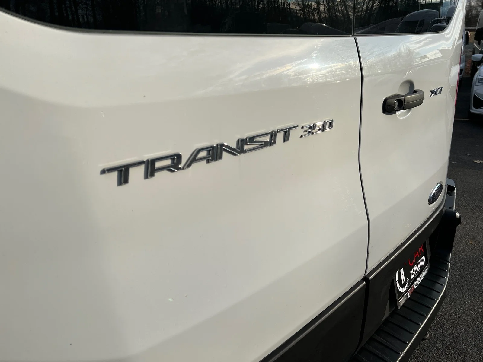 Used 2019 Oxford White Ford XLT T-350 148