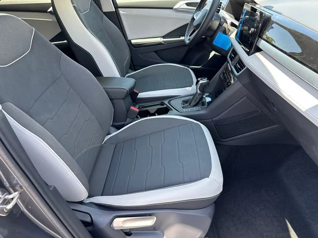 New 2026 Platinum Gray Metallic Volkswagen 1.5T SE image 16