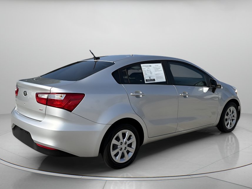 Used 2016 Bright Silver Metallic Kia LX image 3