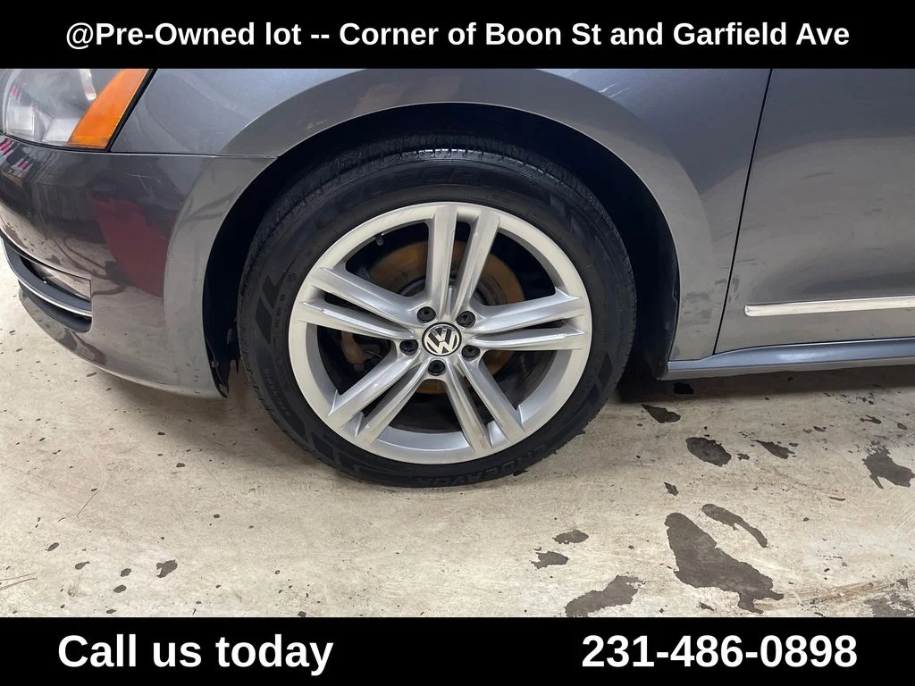 Used 2013 Gray Volkswagen TDI SEL Premium image 8