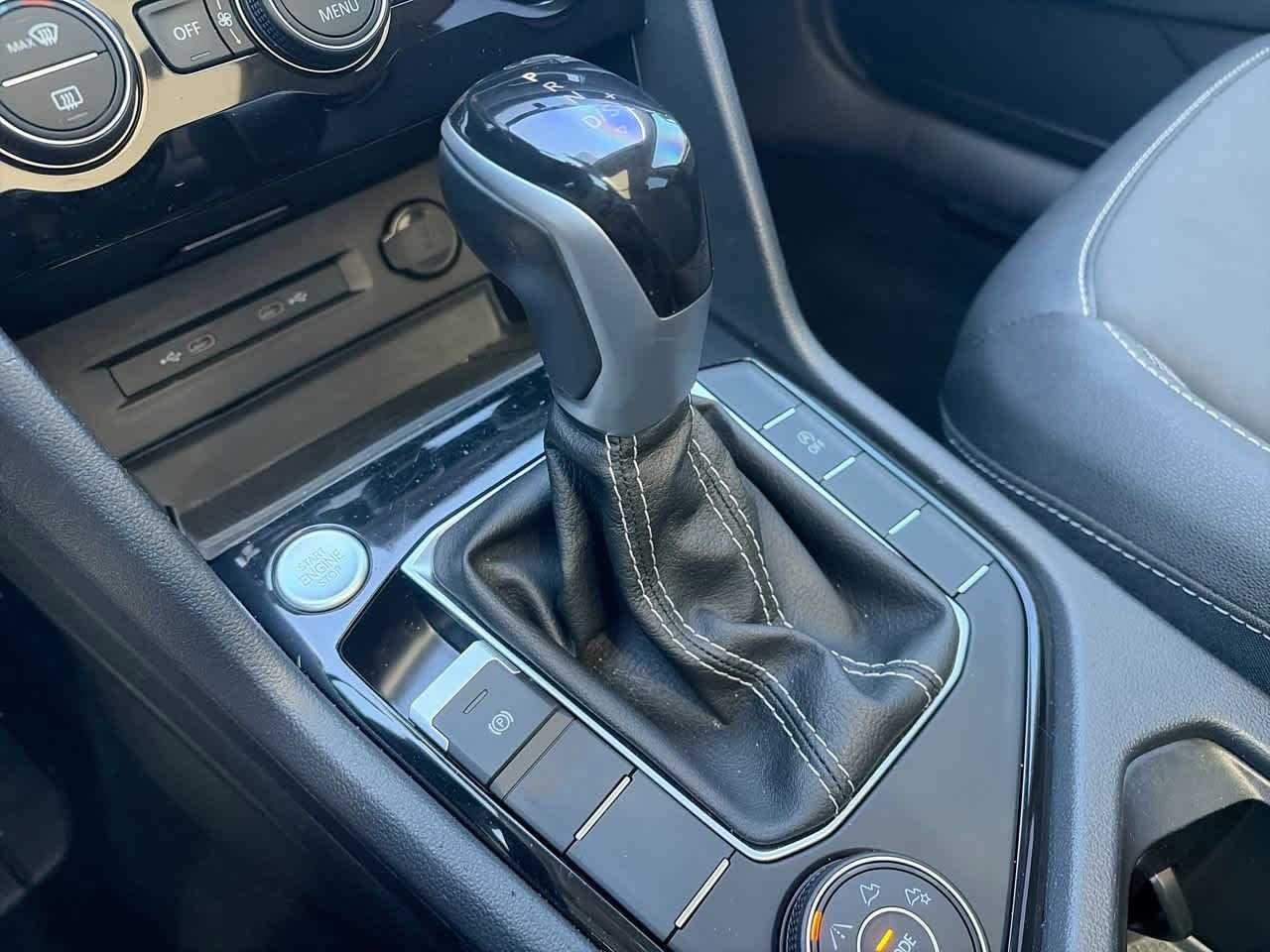 2024 Volkswagen Taos SE - Photo 24