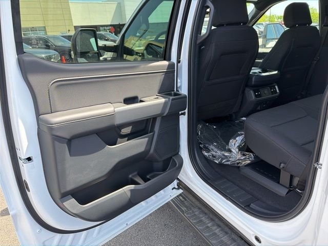 New 2026 White Ford XLT image 11