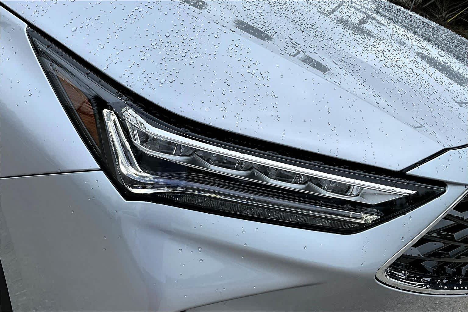 New 2026 Solar Silver Metallic Acura  image 13