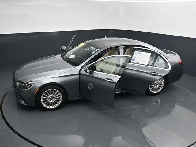Used 2023  Mercedes-Benz E 350 image 33