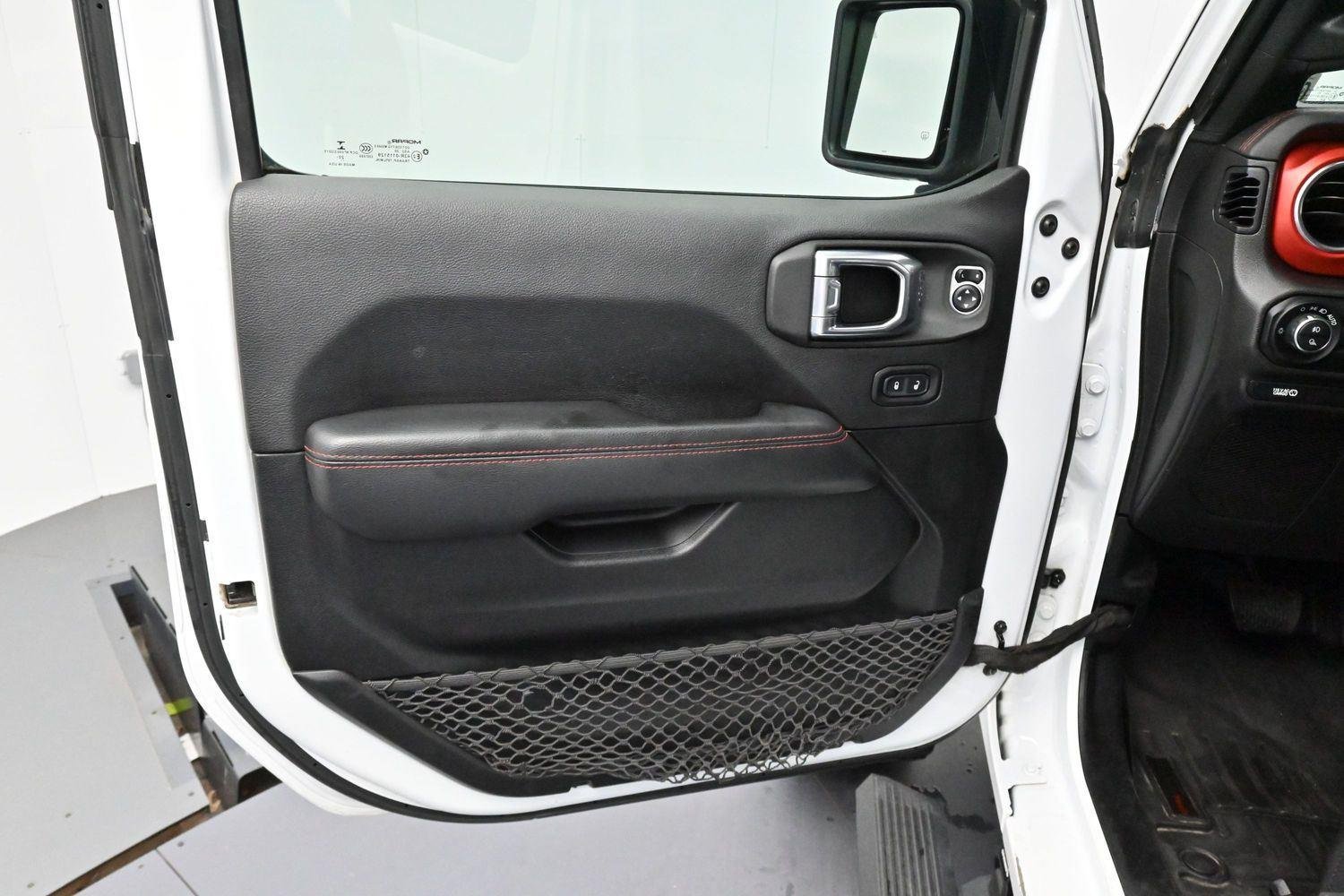 Used 2021 Bright White Clearcoat Jeep Rubicon image 10