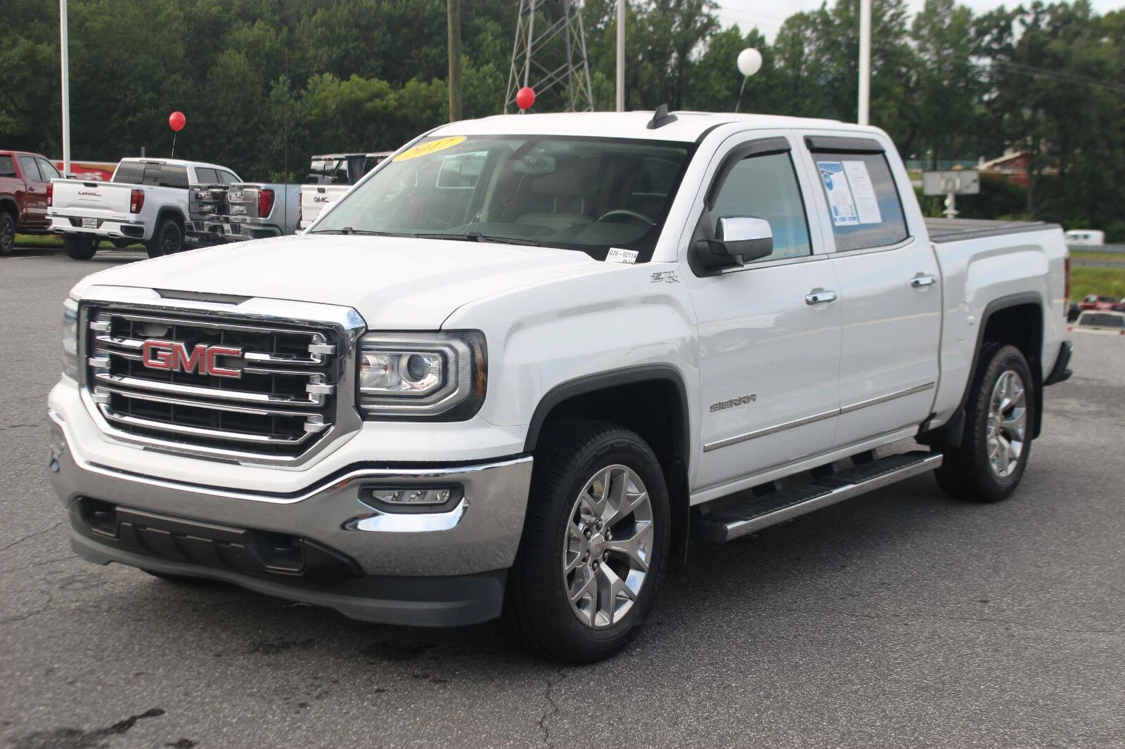 Used 2017 SUMMIT WHITE GMC SLT image 3