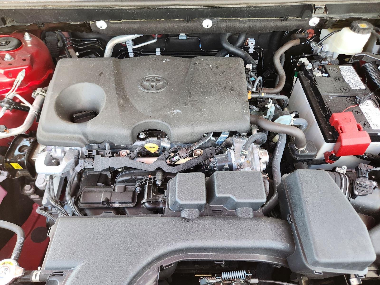 Used 2025 Ruby Flare Pearl Toyota XLE image 30