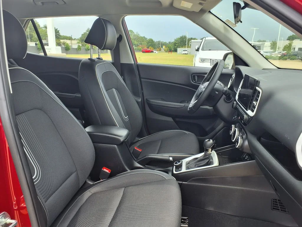 Used 2025 Red Hyundai Limited image 22