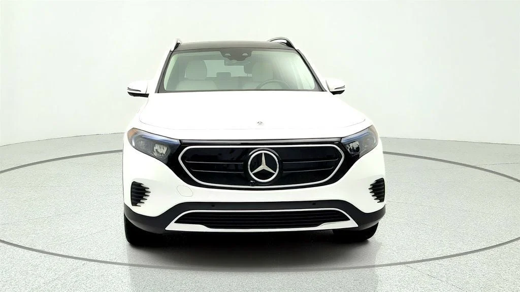 Used 2022 Polar White Mercedes-Benz EQB 300 4MATIC® SUV w/ Pinnacle Pkg & Driver Assistance Pkg Lite image 2