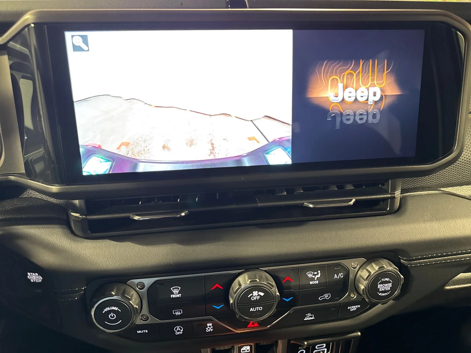 Used 2026 Bright White Clearcoat Jeep Mojave image 21