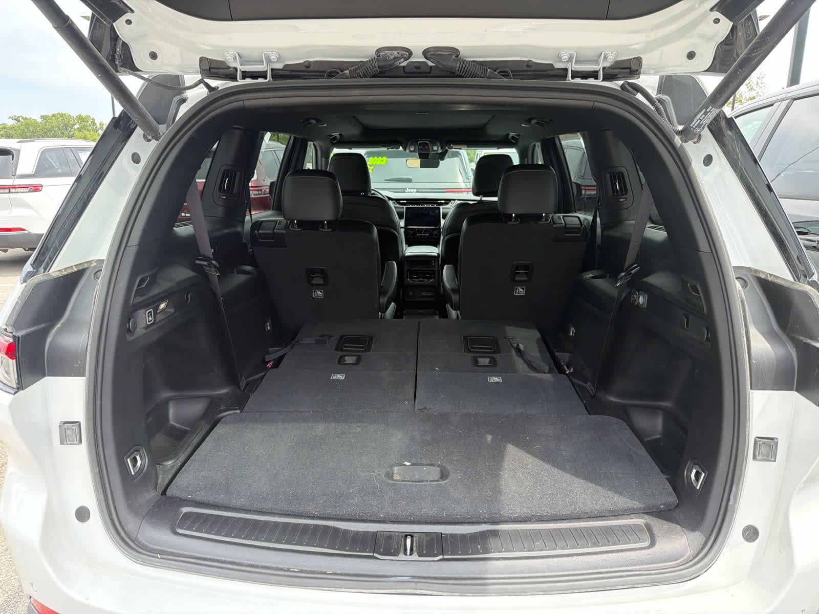 Used 2025 Bright White Clearcoat Jeep Limited image 5