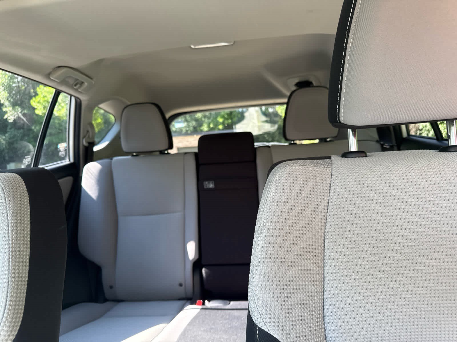 Used 2018 Super White Toyota Hybrid XLE image 13