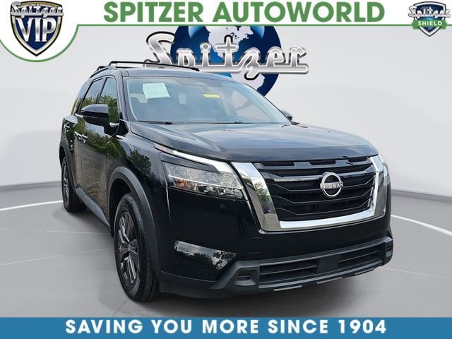 2022 Nissan Pathfinder SV 4WD's photo