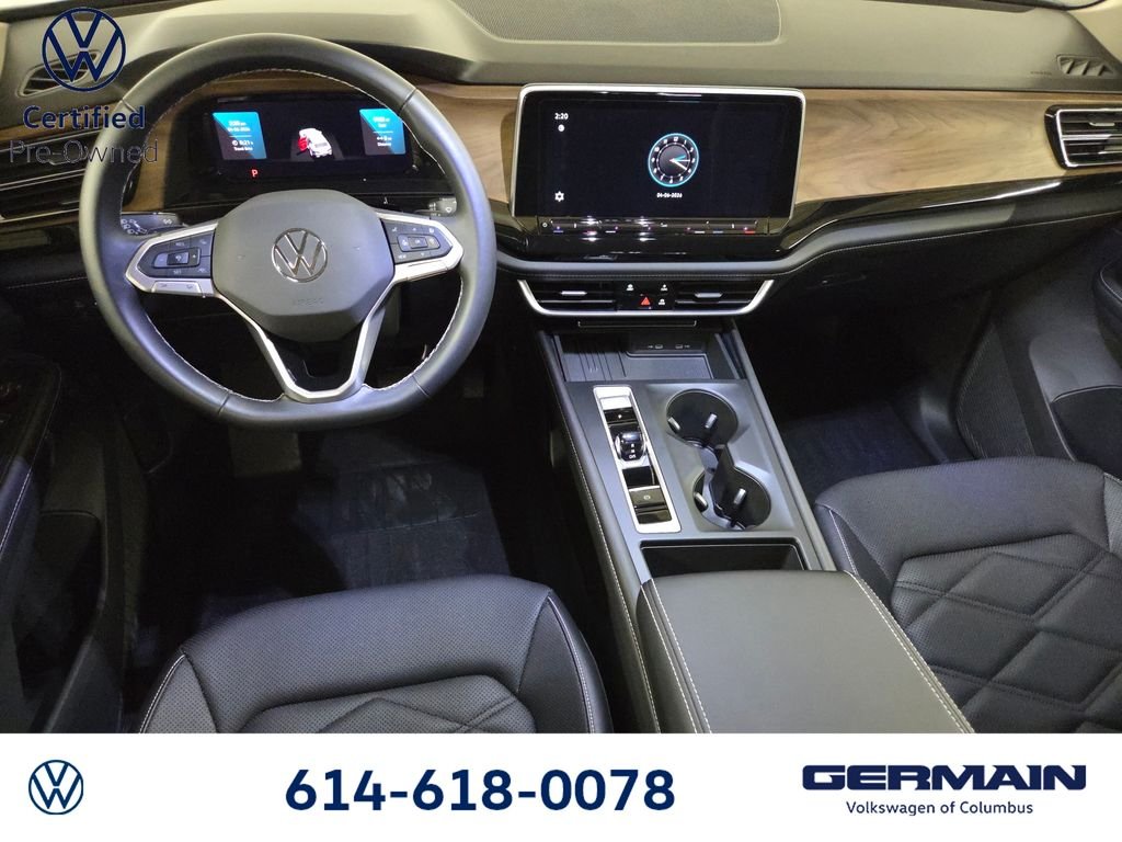 Used 2025  Volkswagen 2.0T SE image 16