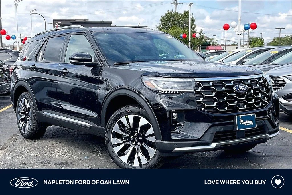 2026 Ford Explorer Platinum 4WD's photo
