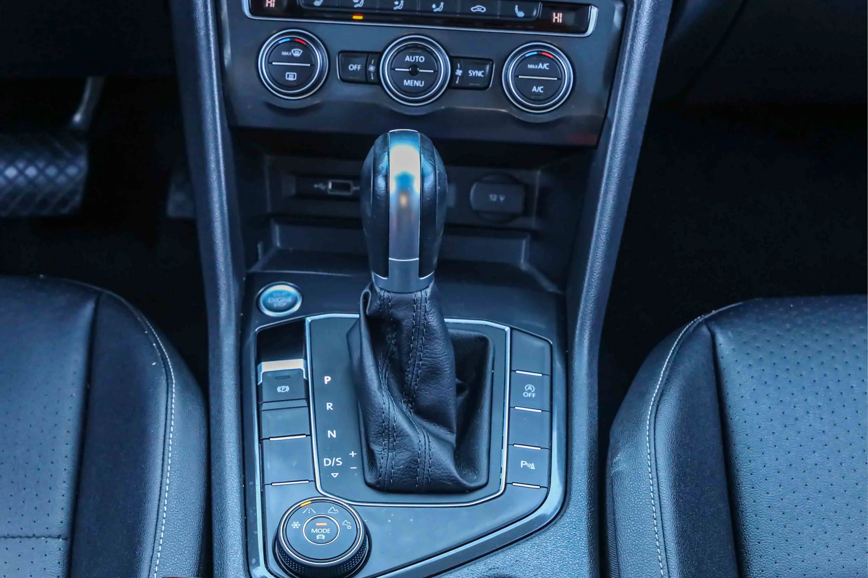 Used 2019  Volkswagen  image 13