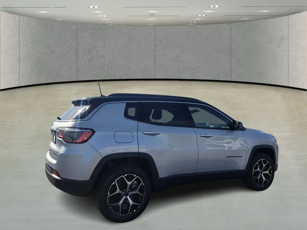 New 2026 Silver Jeep Limited image 4