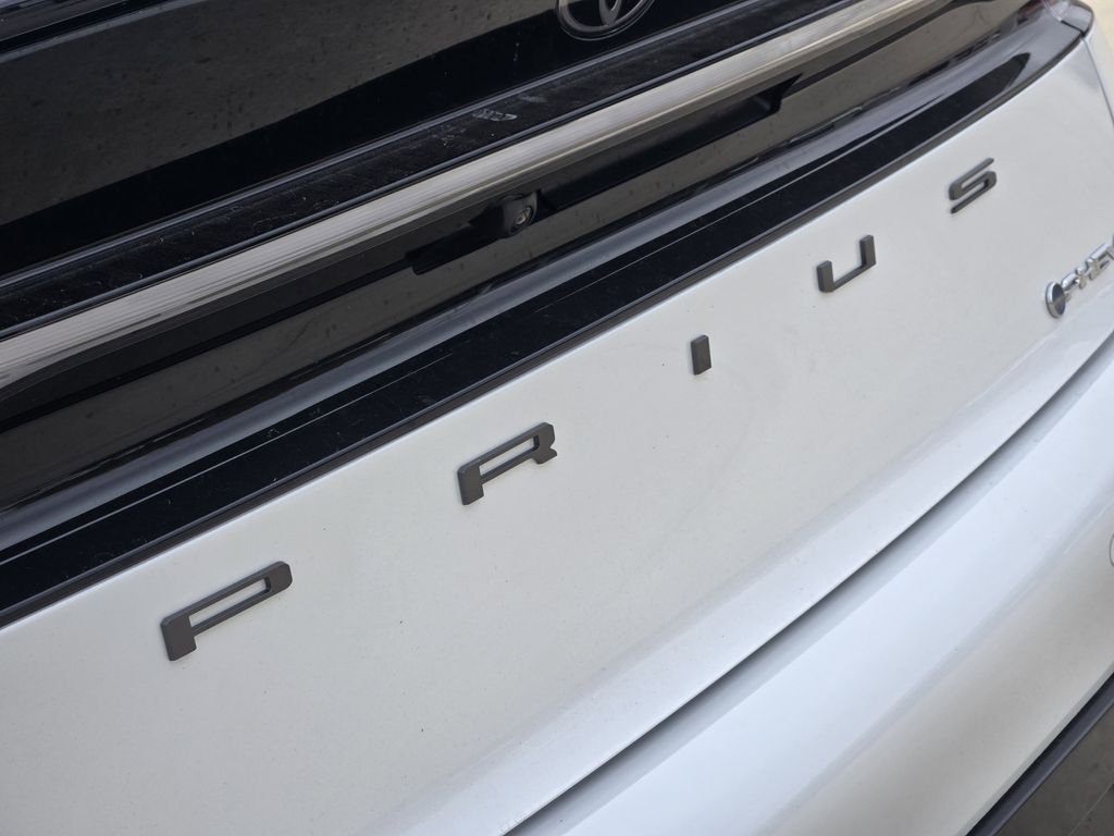 2026 Toyota Prius Plug-in Hybrid XSE - Photo 8